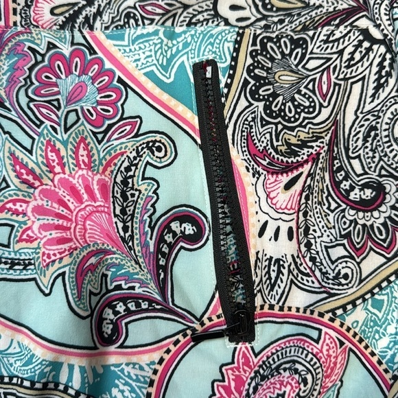 Chico’s UPF Neema Paisley Jacket Size 8/10 (M) - Picture 13 of 15